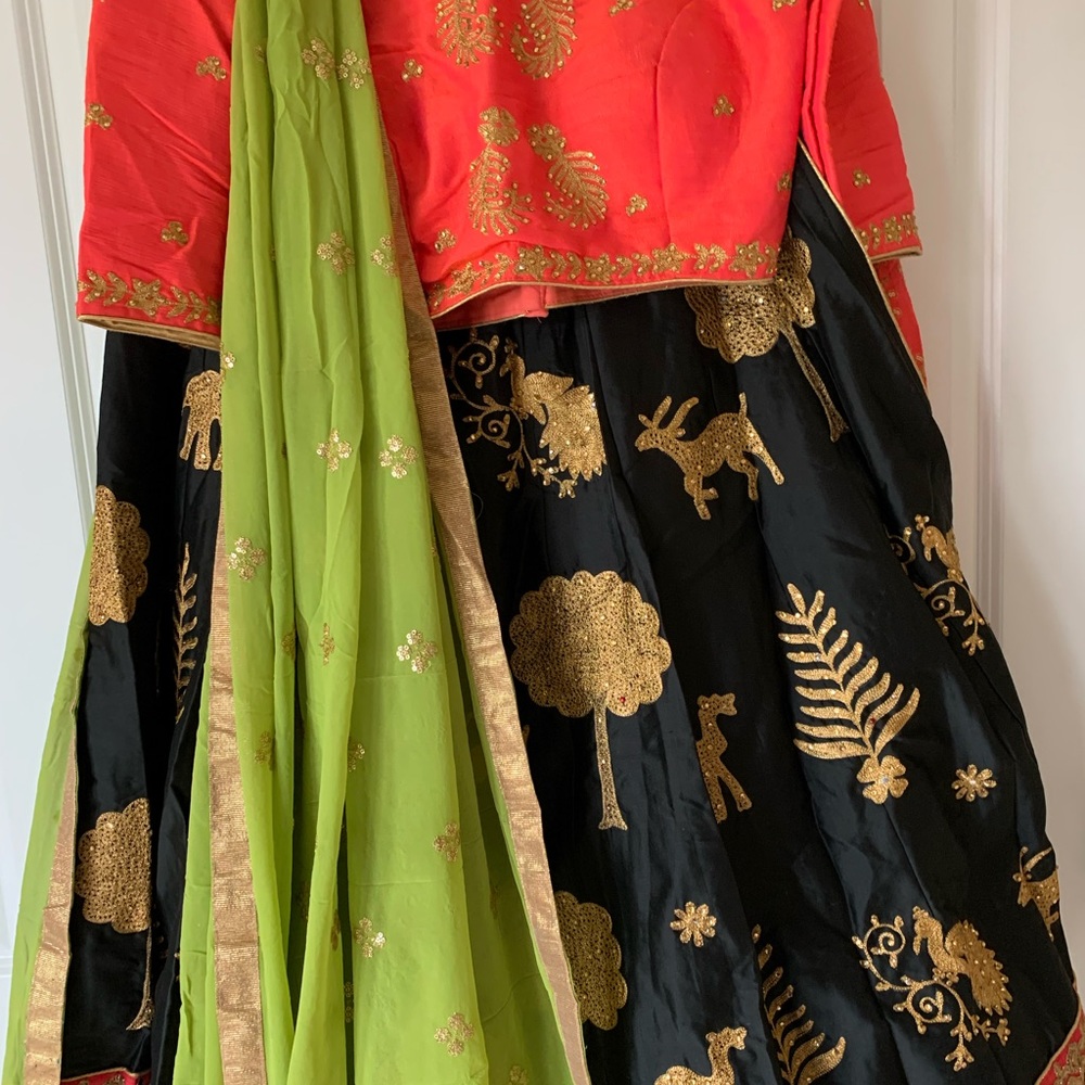 Chania choli, size S/M black , pink and green color